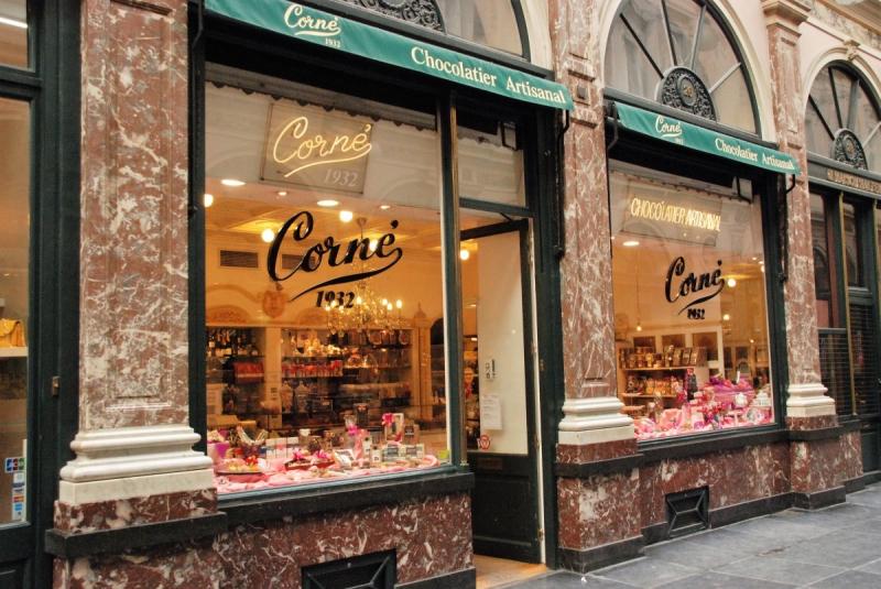 boulangerie-CHATEAUDOUBLE-min_chocolate_chocolaterie_shop_luxury_chic_gallery_brussels_belgium-558146